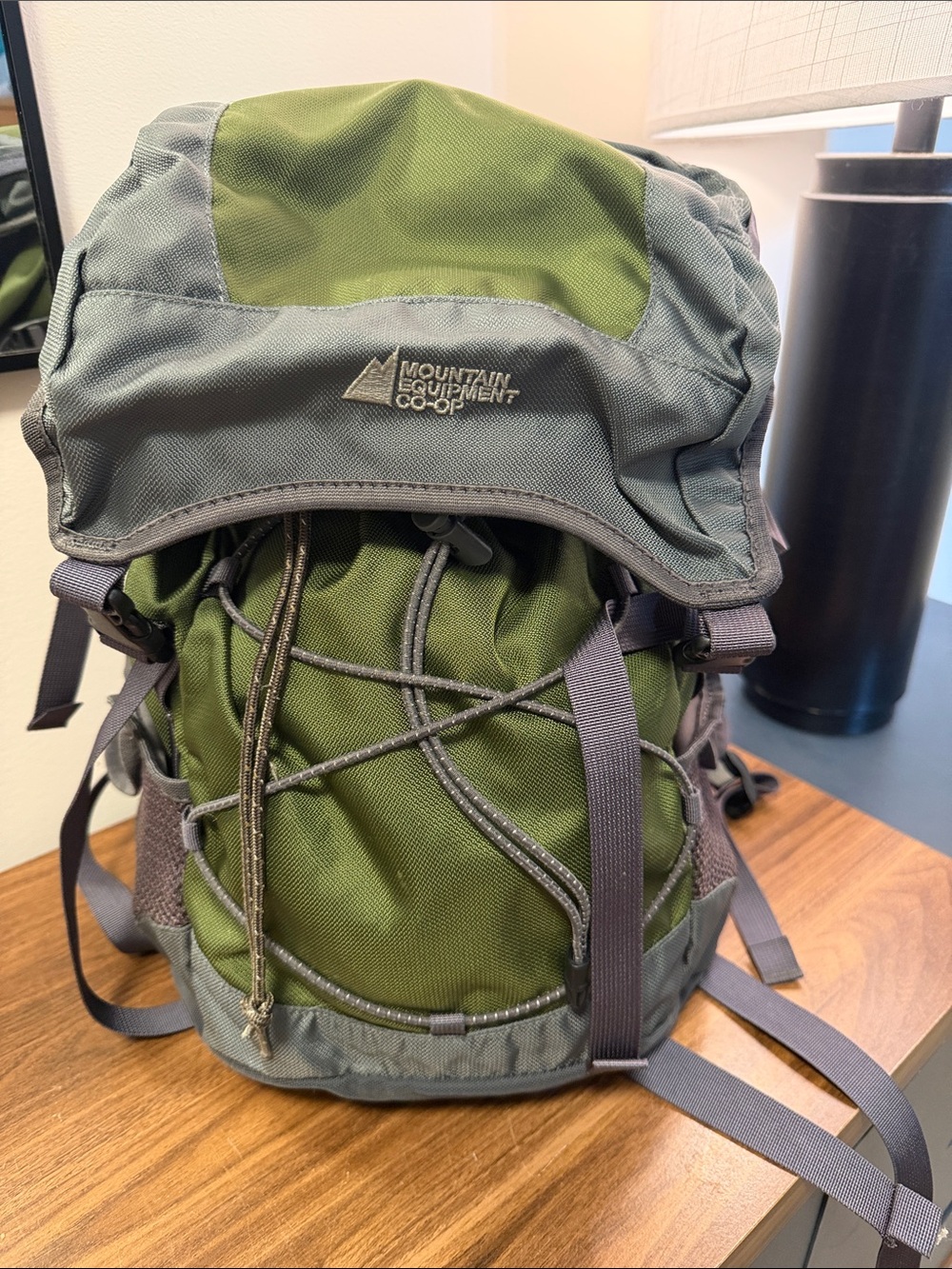 MEC Olive Green and Gray Roped Front Daypack
